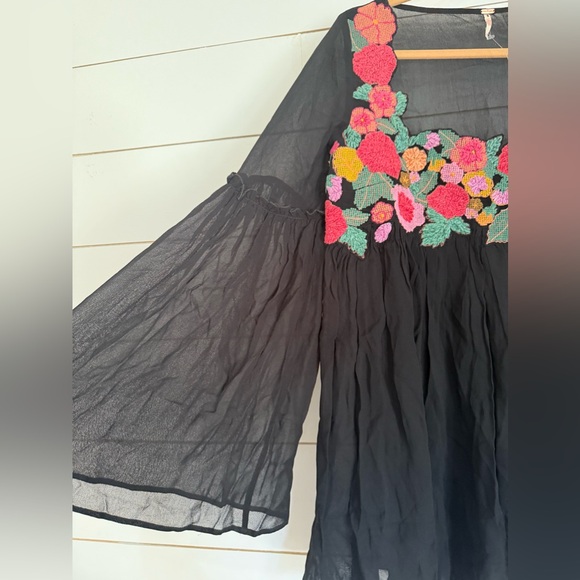NWOT FREE PEOPLE Madeline Tunic Floral Embroidered Black Combo Size Small $168 - Picture 7 of 12